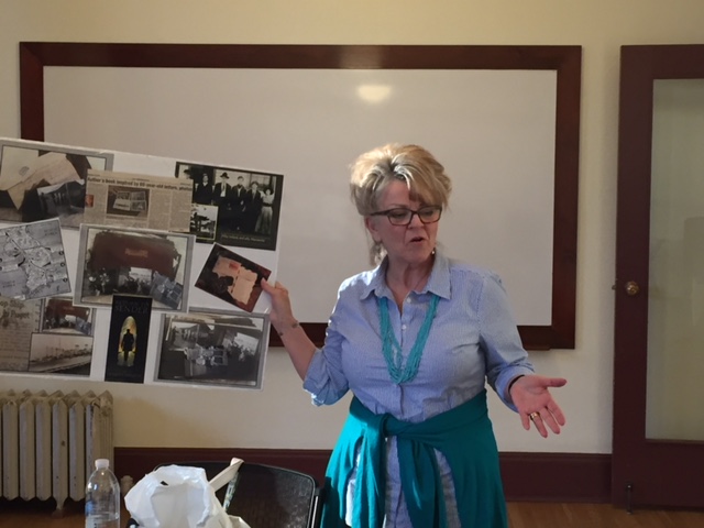 Mindy Halleck speaks to Seattle writing classes of The Writer's Workshop.